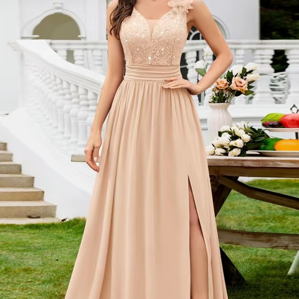 Miusol Cream Floral Maxi Dress